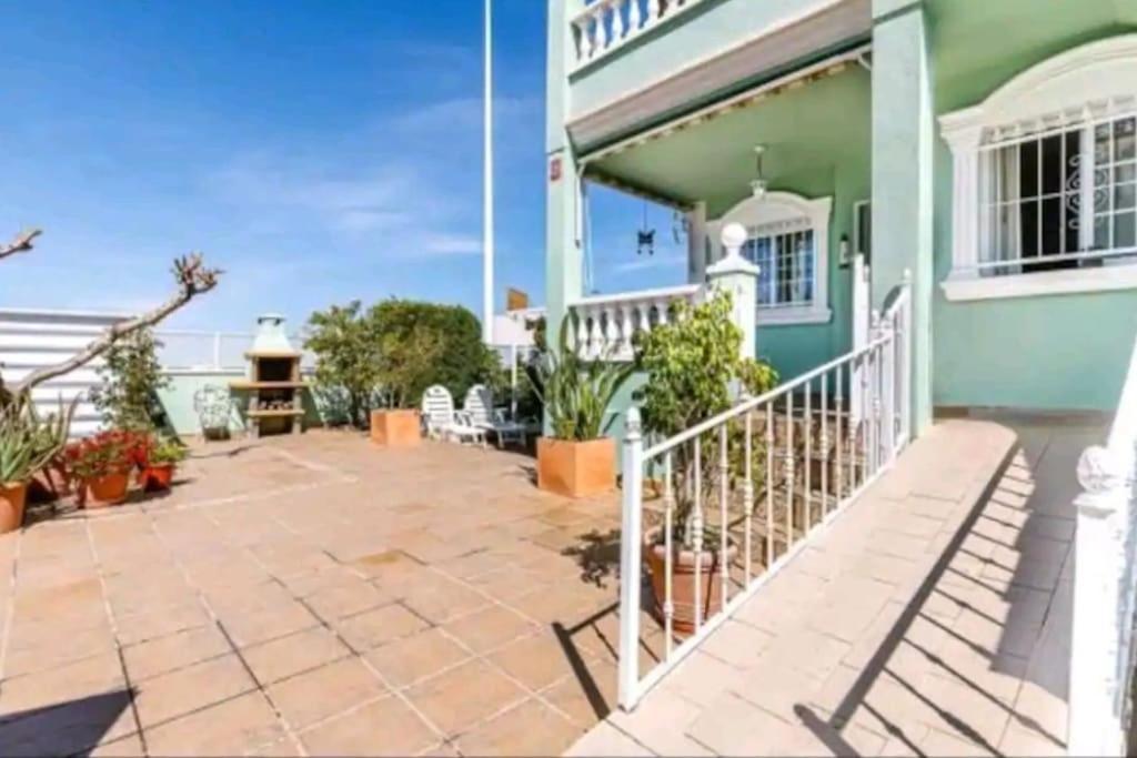 Bungalow Adaptado, Terraza Muy Grande Y Soleada. Gran Alacant Eksteriør billede